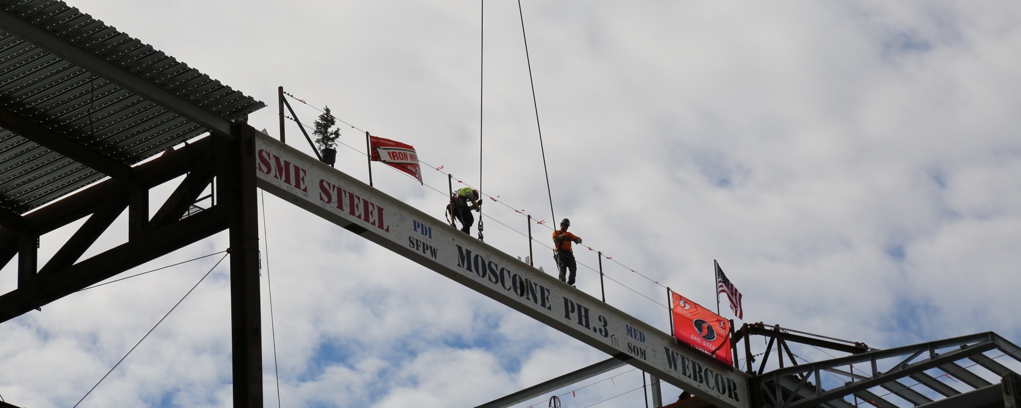last beam to be raised for Moscone Expansion Project