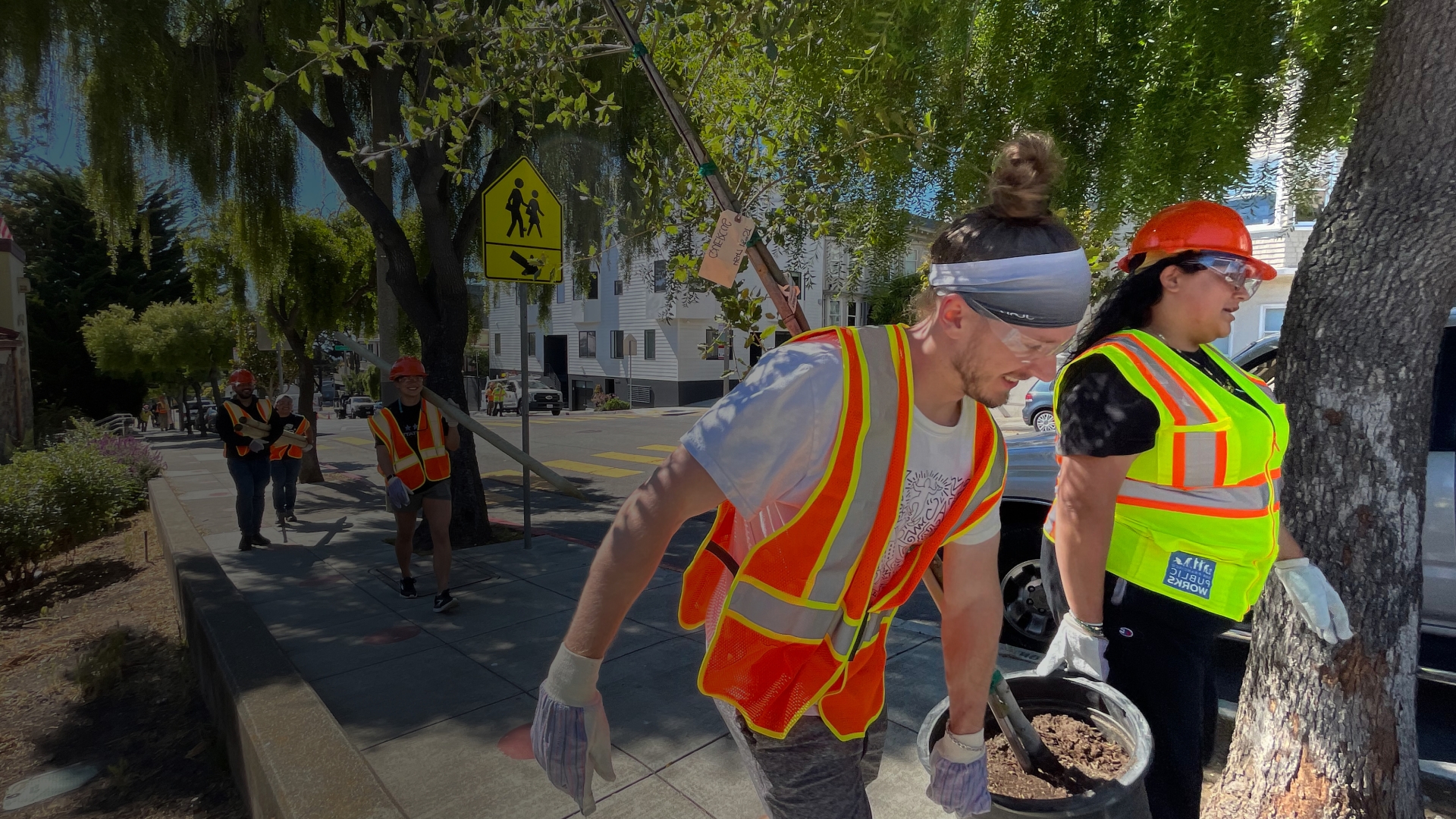 Some volunteers working on the streets