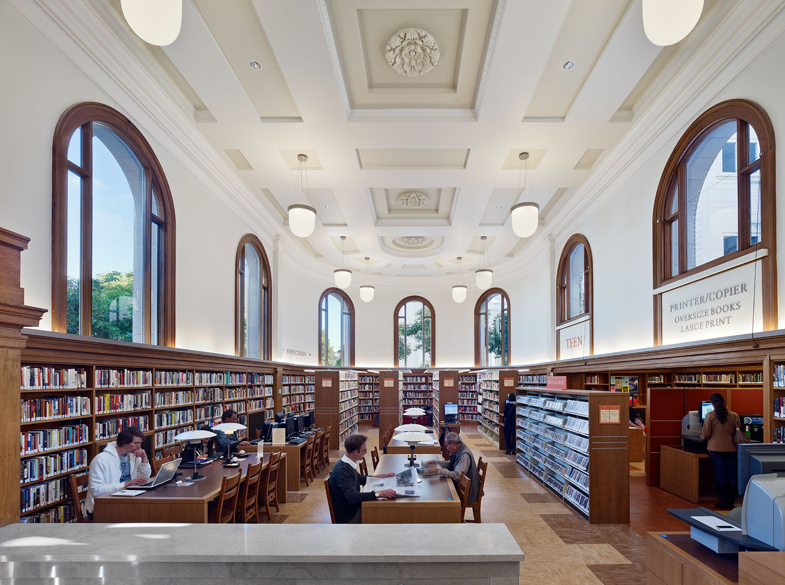 Golden Gate Valley Branch Library