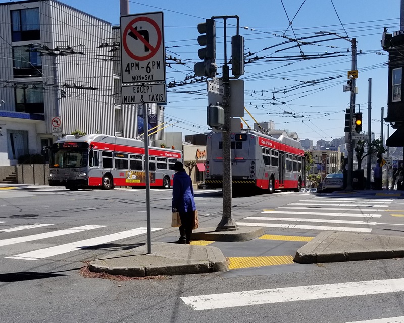 Street level view of Presidio Avenue and California Street intersection