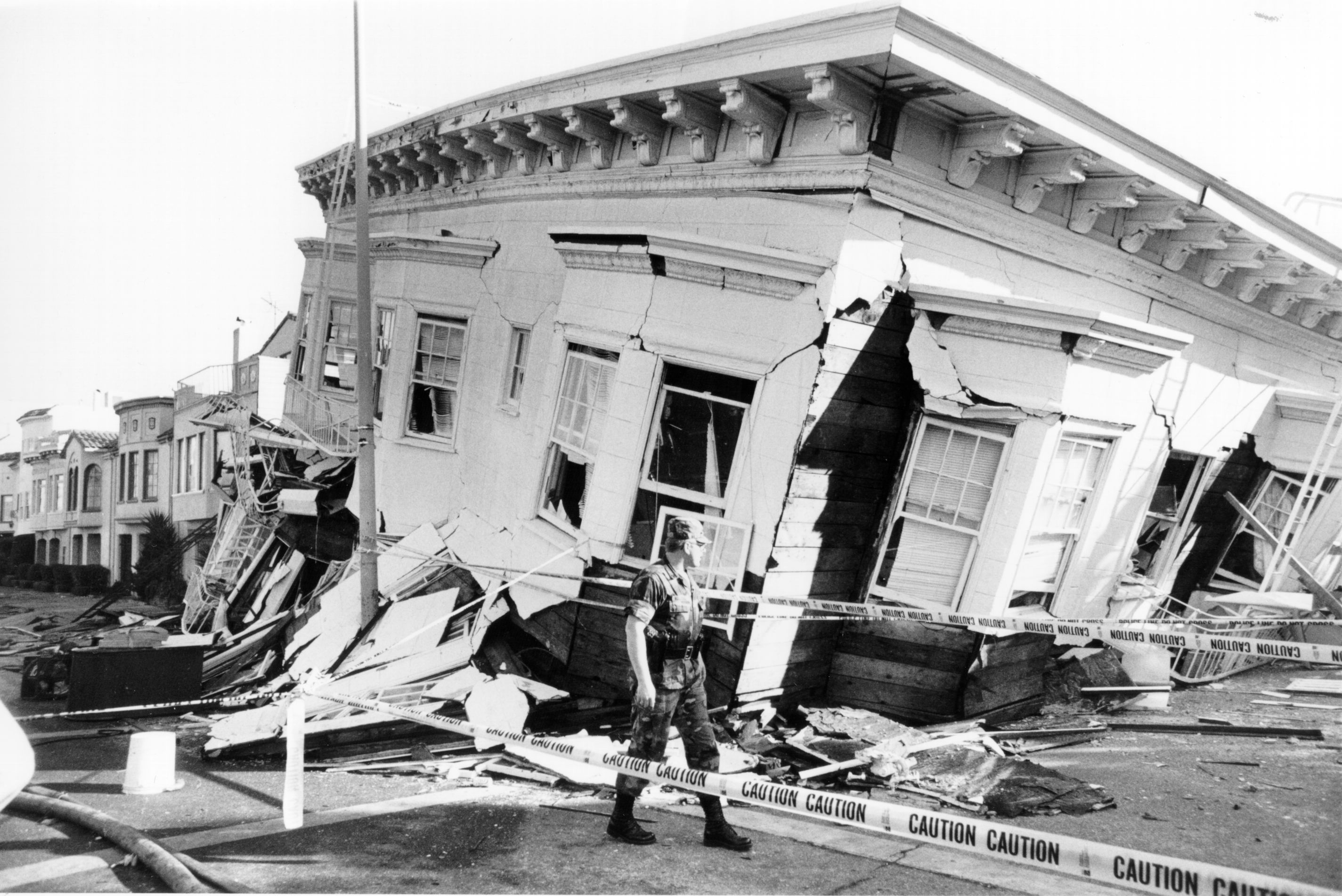 Loma Prieta earthquake aftermath in San Francisco