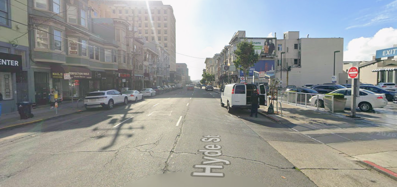 Street level view of Hyde Street at California Street