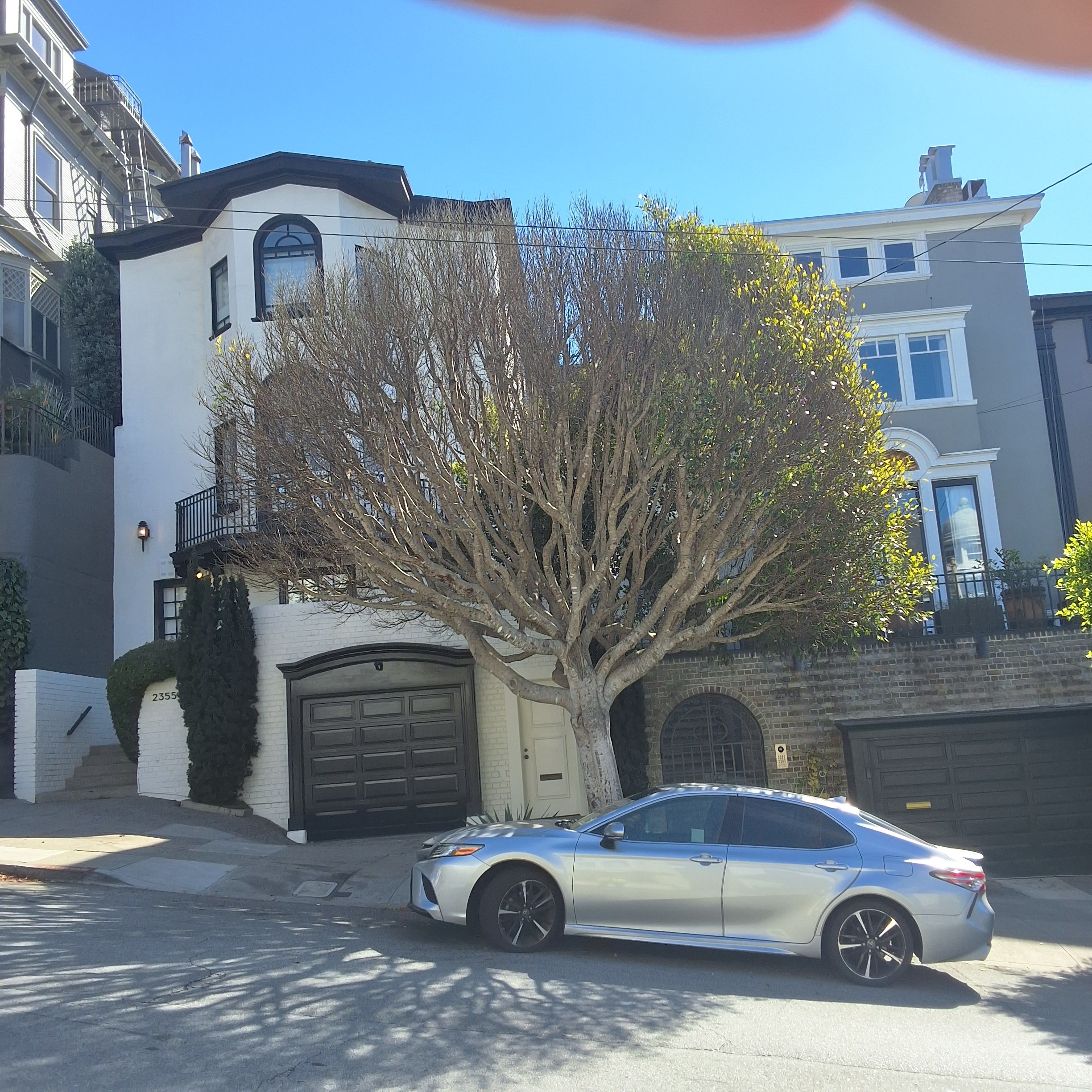 2355 Broadway